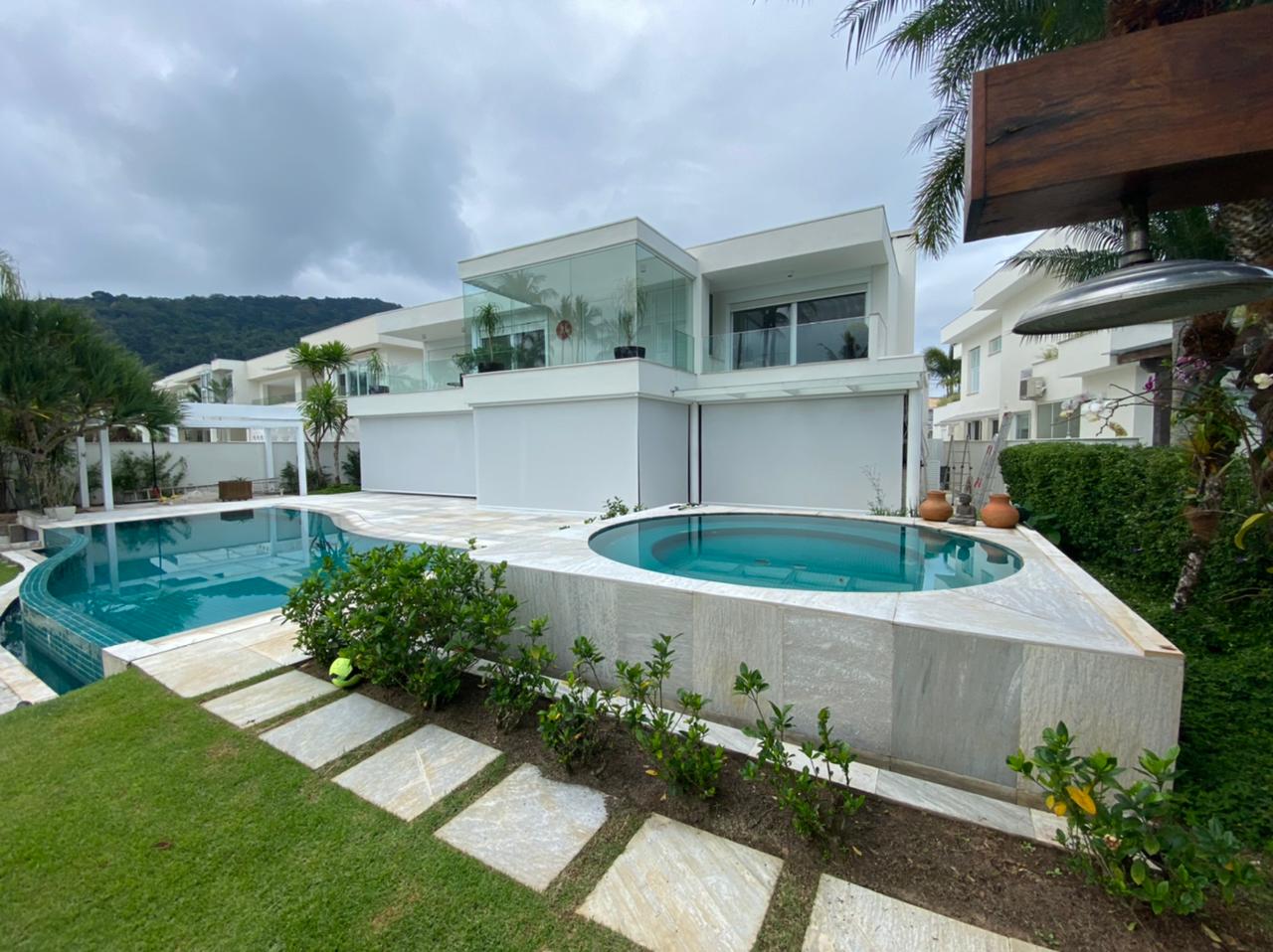 WhatsApp Image 2021-12-15 at 09.56.28 (2).jpeg